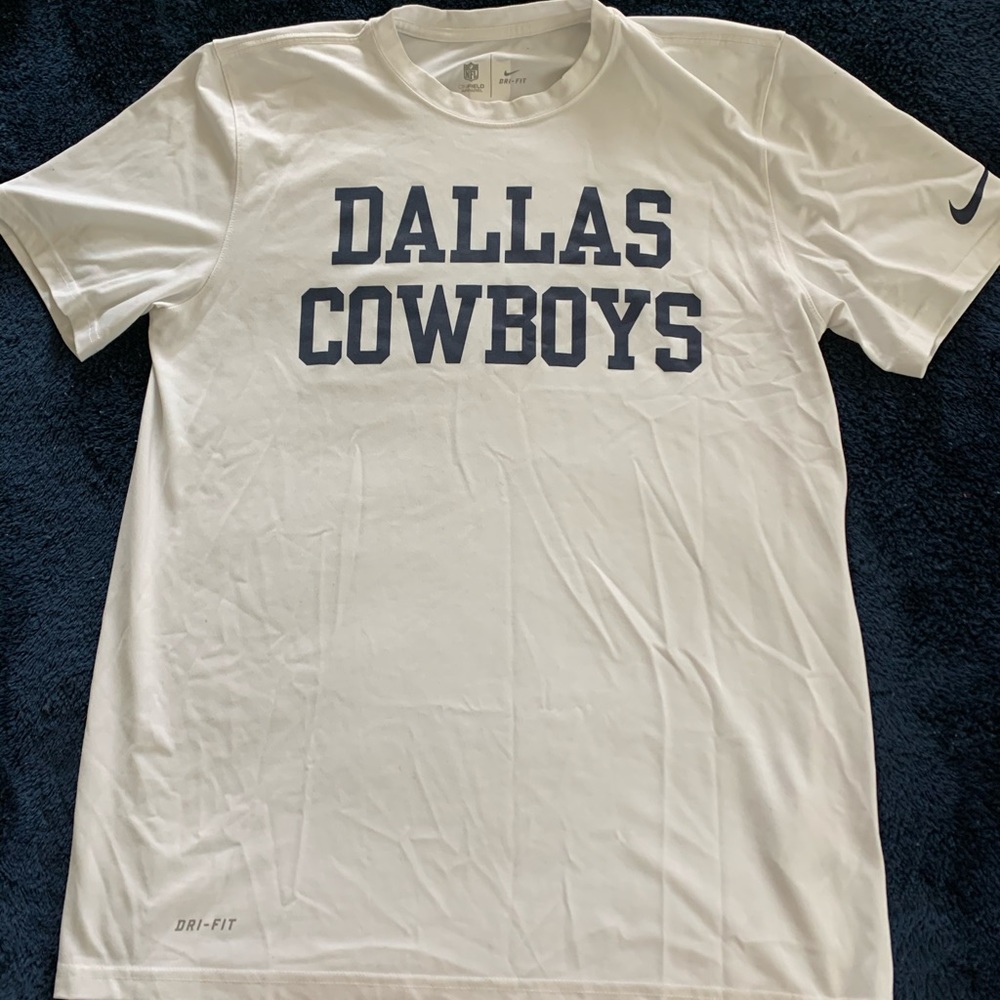 Men’s Dallas Cowboys shirt